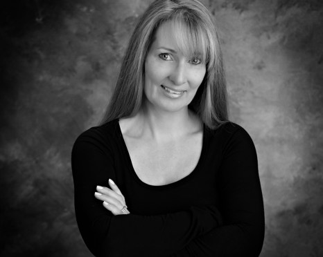 Claire 2 b & W (1280x1024)